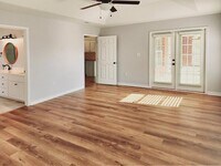 Building Photo - 9848 Parker Lake Cir