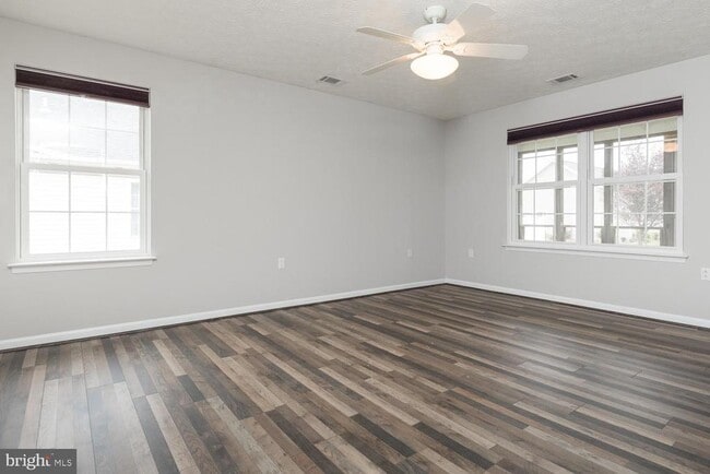 Building Photo - 106 Butterscotch Ct