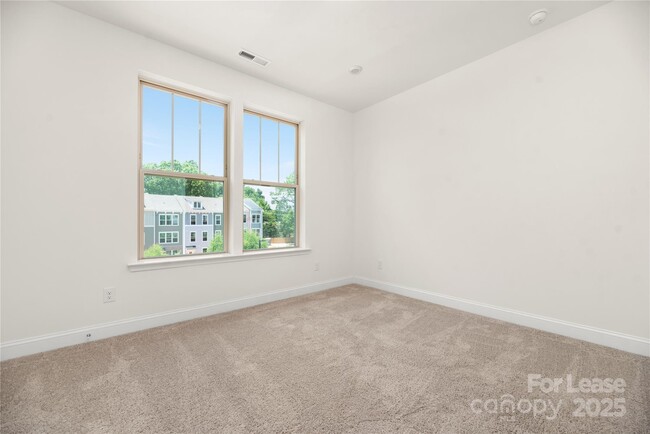 Building Photo - 116 Judson Ave