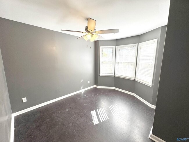 Building Photo - 103 Whisperwood Ln