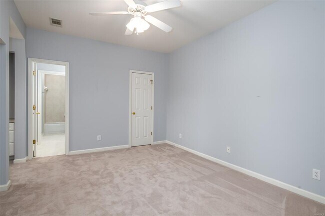 Building Photo - 2230 Wyndgate Dr