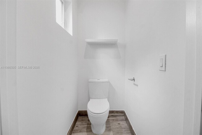 Building Photo - 6900 SW 104th St