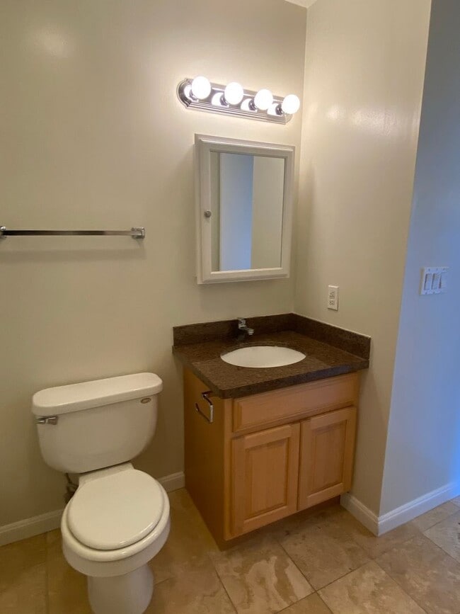 Building Photo - Studio Condo Available Now