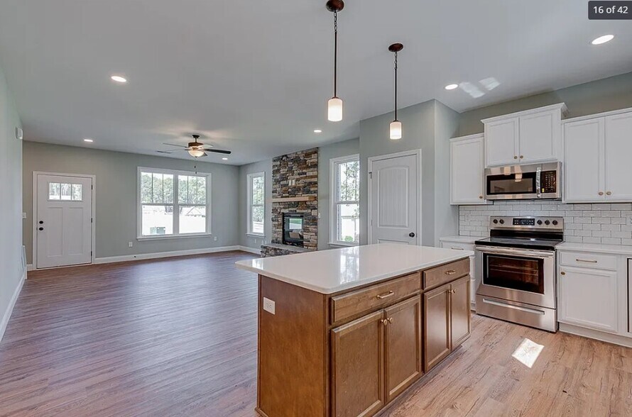 Building Photo - 104 Pawleys Ct