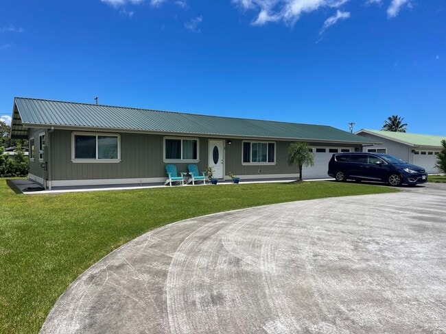 Building Photo - 1767 Kilauea Ave
