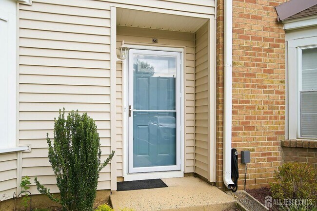 Building Photo - 23 Cloister Ct