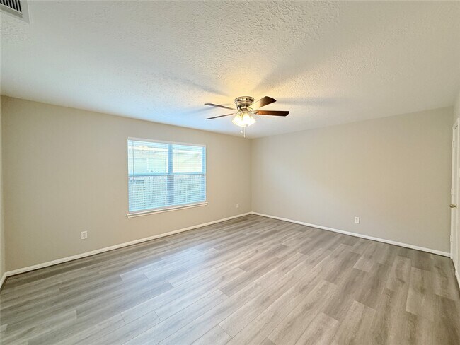 Building Photo - 5730 Landon Creek Ln