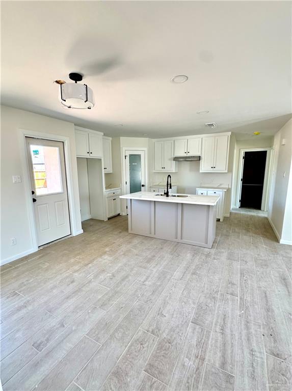 Building Photo - 2209 Lana St