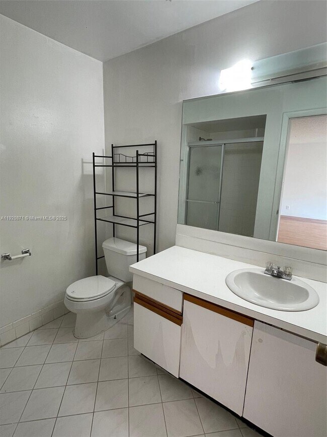 Building Photo - 8237 NW 8th Ct