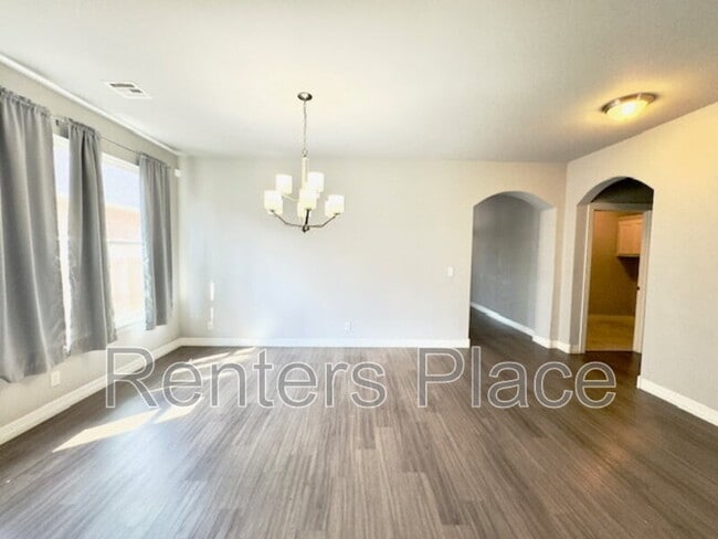 Building Photo - 130 W 130th St S