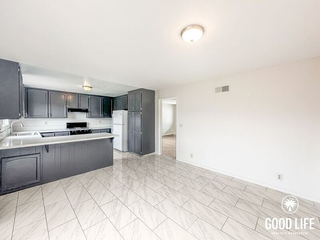 Building Photo - 2018 Hawkins Way
