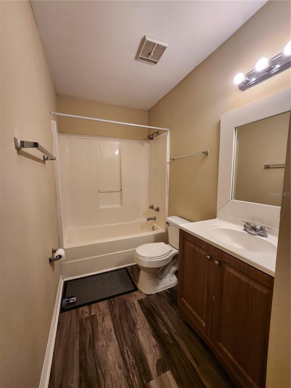 Building Photo - 305 W Grant St