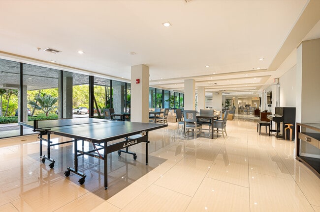 Building Photo - 3912 S Ocean Blvd