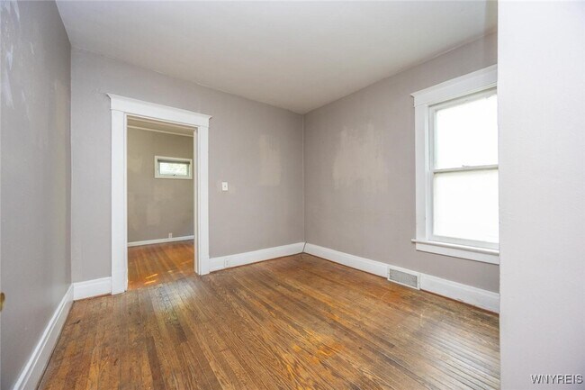 Building Photo - 567 Auburn Ave