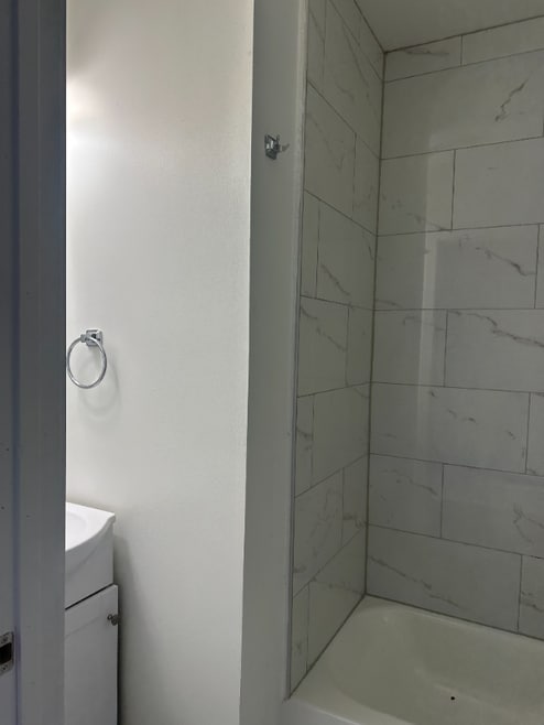 Building Photo - 5212 Harlan St