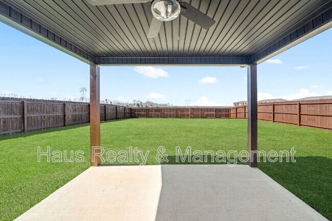 Building Photo - 764 Lillian Grace Dr
