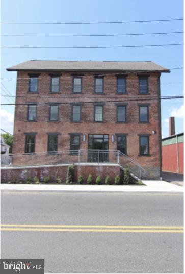 Building Photo - 138 Front St