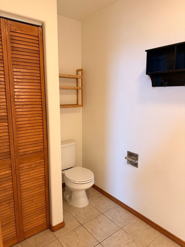 Building Photo - Duplex in Stoddard meadows