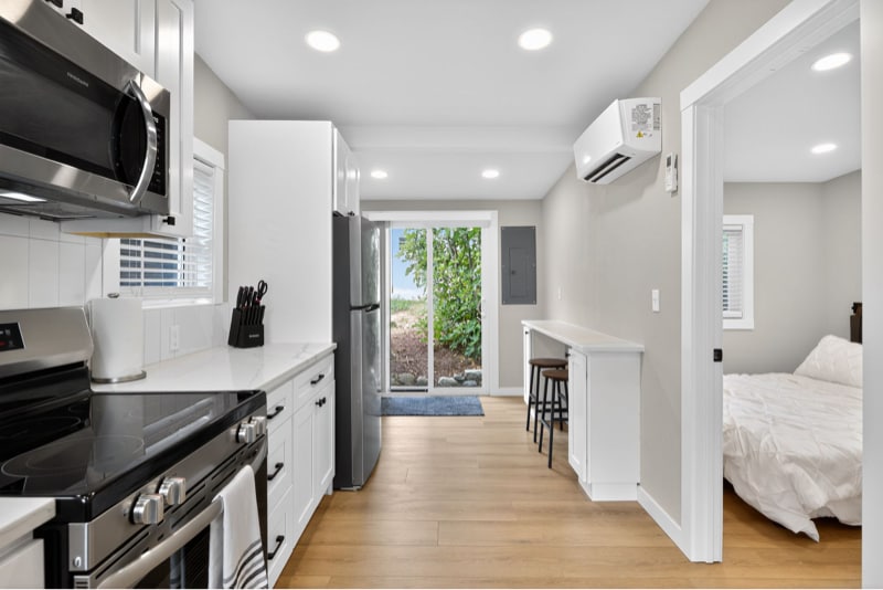 Building Photo - 8140 9th Ave SW