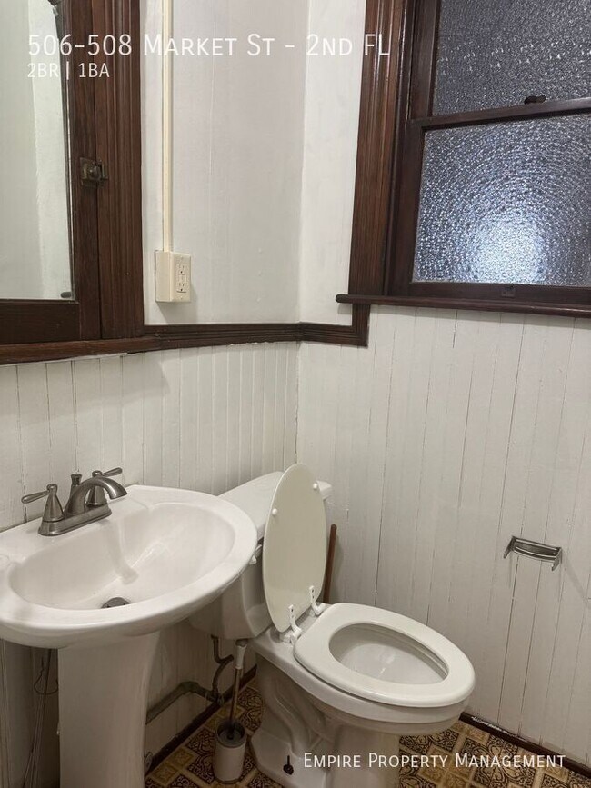 Building Photo - 506-508 Market St-2nd FL