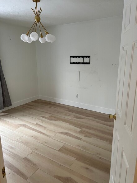Guest room 2 - 2274 Penfield Rd