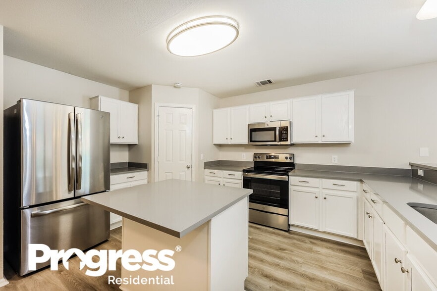 Building Photo - 3455 Blue Topaz