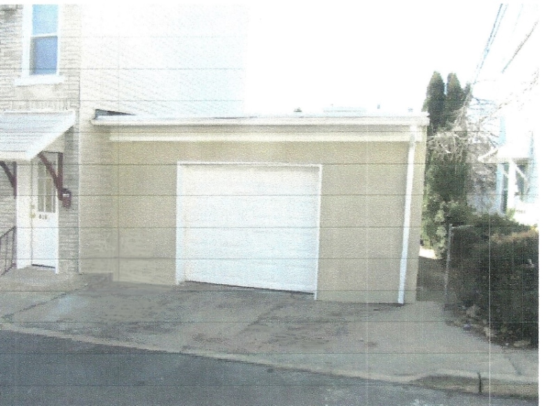 Building Photo - 419 N 2nd St