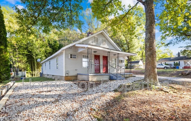 Building Photo - 532 E Iredell Ave