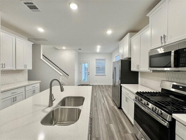 Building Photo - 611 Emory Crossing Blvd