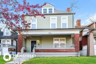 Building Photo - 3912 River Park Dr