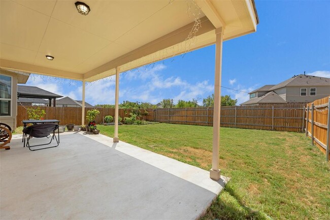 Building Photo - 6805 Covina Ln