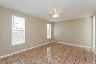 Building Photo - 542 Germaine Ln