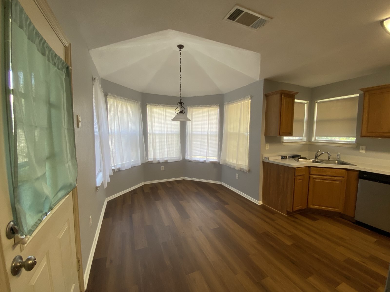 Kitchen - 1704 Cancun Dr