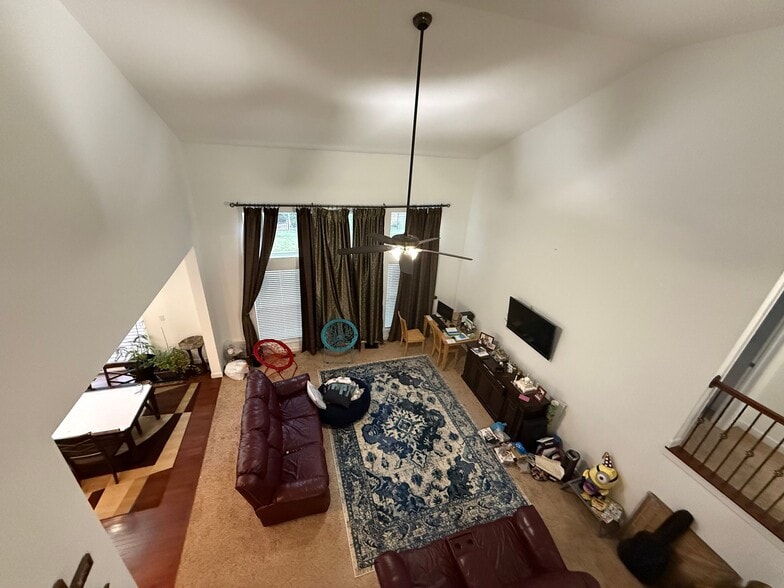 Building Photo - 4143 Freesia Dr
