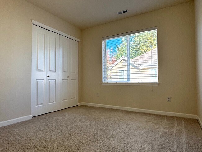 Building Photo - 3621 156th Pl SE