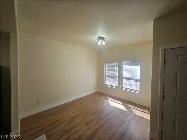 Building Photo - 8250 N Grand Canyon Dr