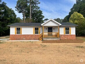 Building Photo - Highway 20 (3193)