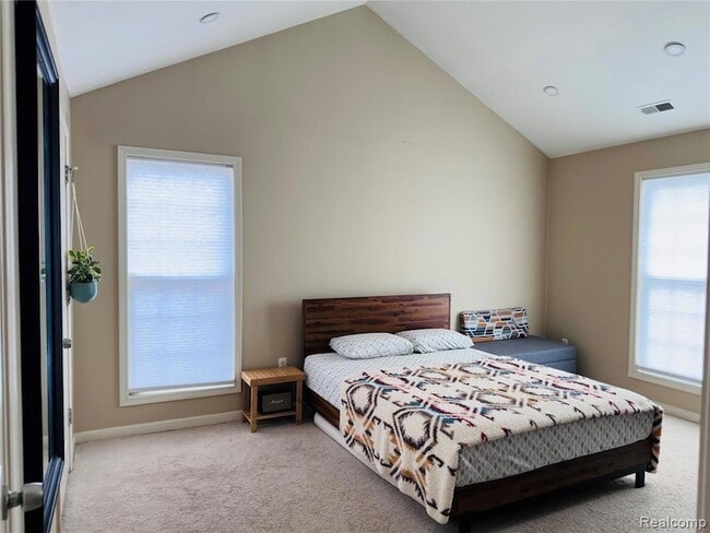 Building Photo - 28122 Carlton Way Dr