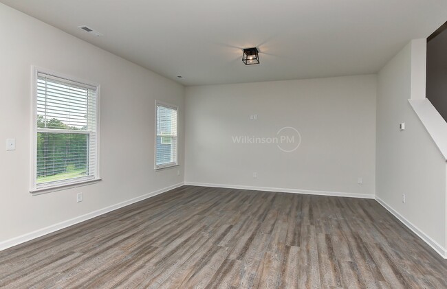 Building Photo - Stunning New Construction 4/2.5 Executive ...