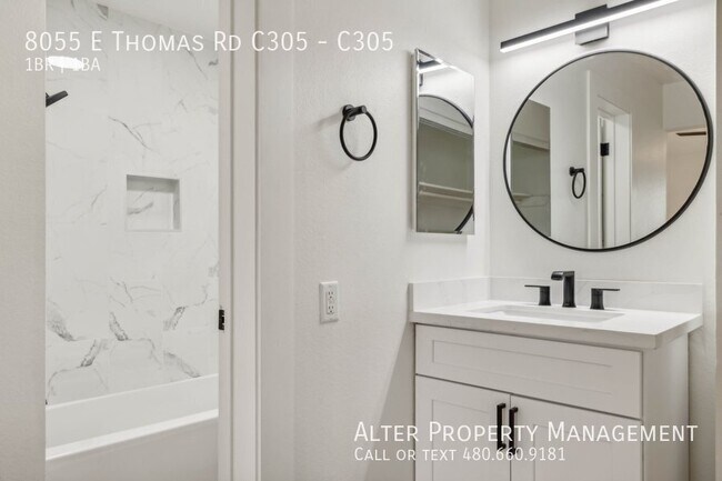 Building Photo - 8055 E Thomas Rd