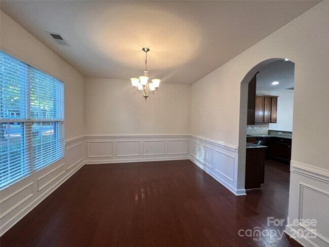Building Photo - 17208 Caldwell Track Dr