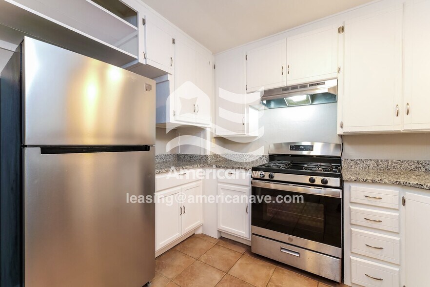 Building Photo - 2313 Mickey Rd