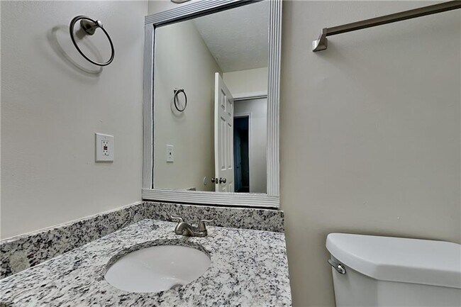 Building Photo - 3253 Glynn Mill Dr