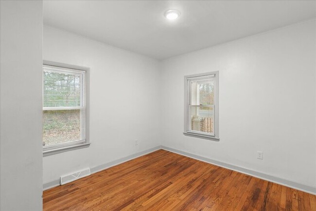 Building Photo - 5219 Somers Point Rd