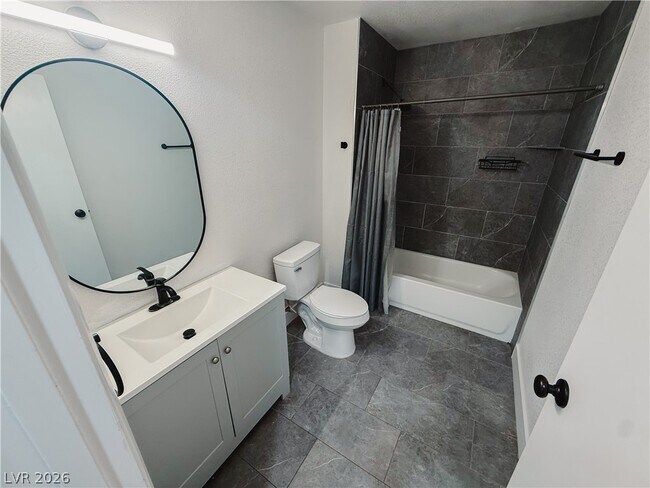 Building Photo - 2580 E Hacienda Ave