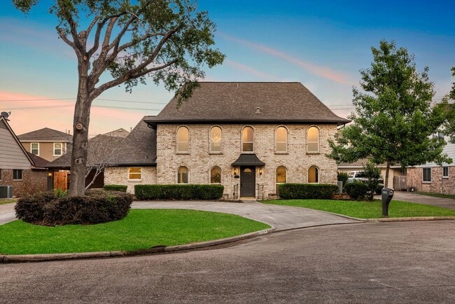 Primary Photo - 2906 Riata Ln