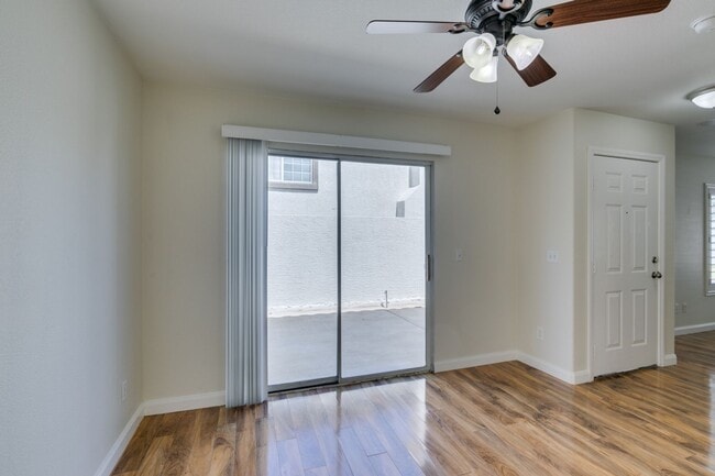 Building Photo - Coming Soon!! 3 Bedroom 2.5 Bathroom Townh...