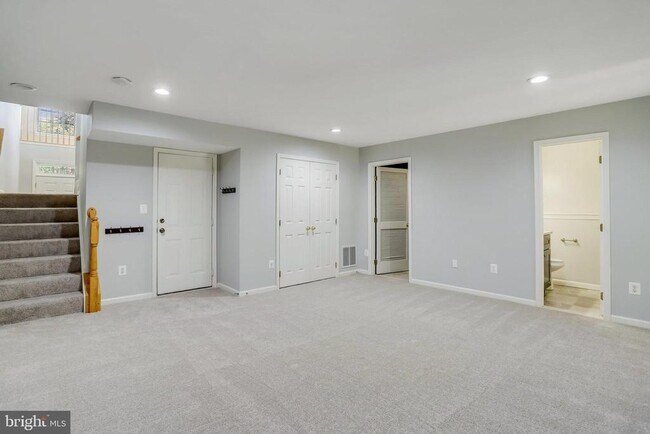 Building Photo - 6522 Trask Terrace