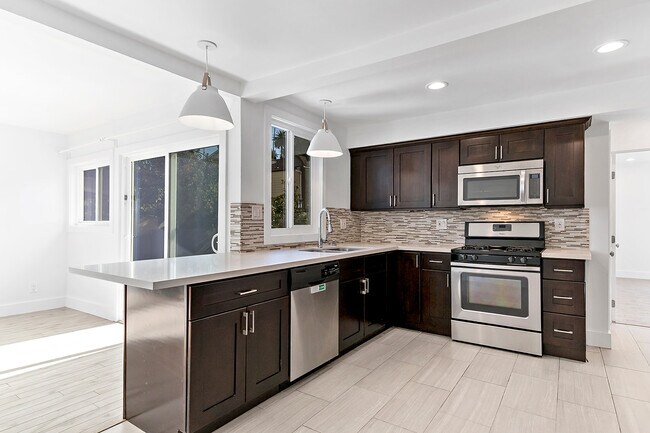 Building Photo - 4364 Toland Way