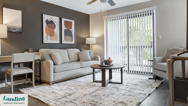 Building Photo - 3695 Island Club Dr